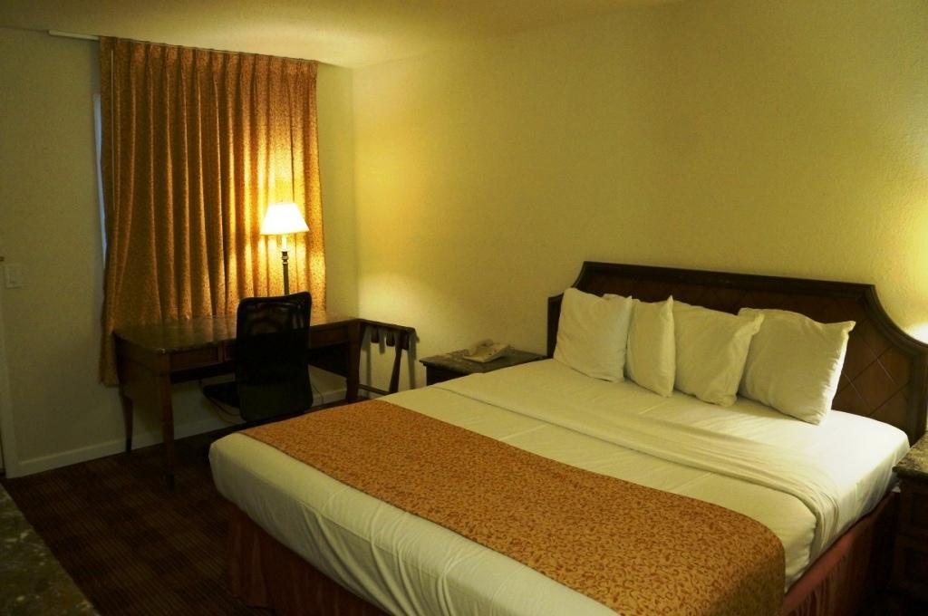 Waterford Inn 외부 사진